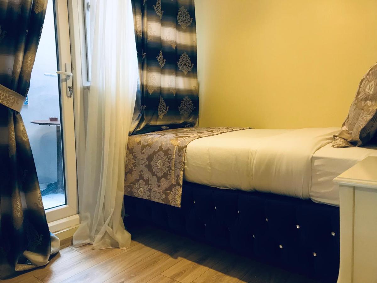 La Mer Suite Pansiyon Istanbul Bagian luar foto